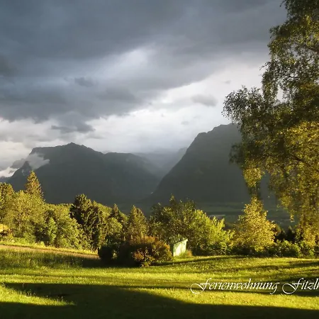 Fitzlhof Διαμέρισμα *